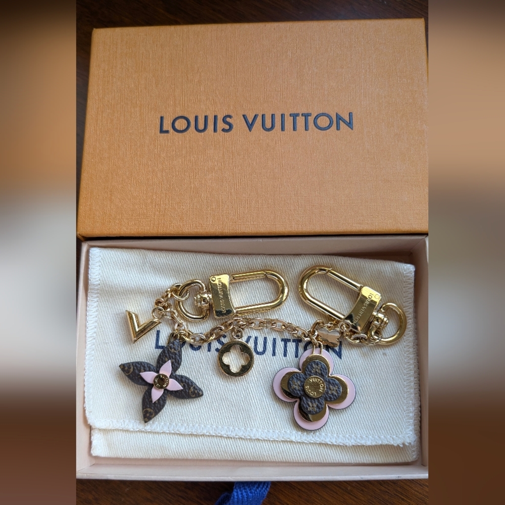 Louis Vuitton Gold and Brown Keychain